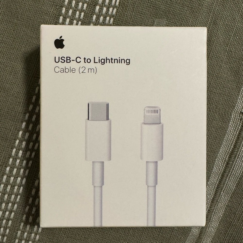New USB-C to Lightening Cable by Apple!